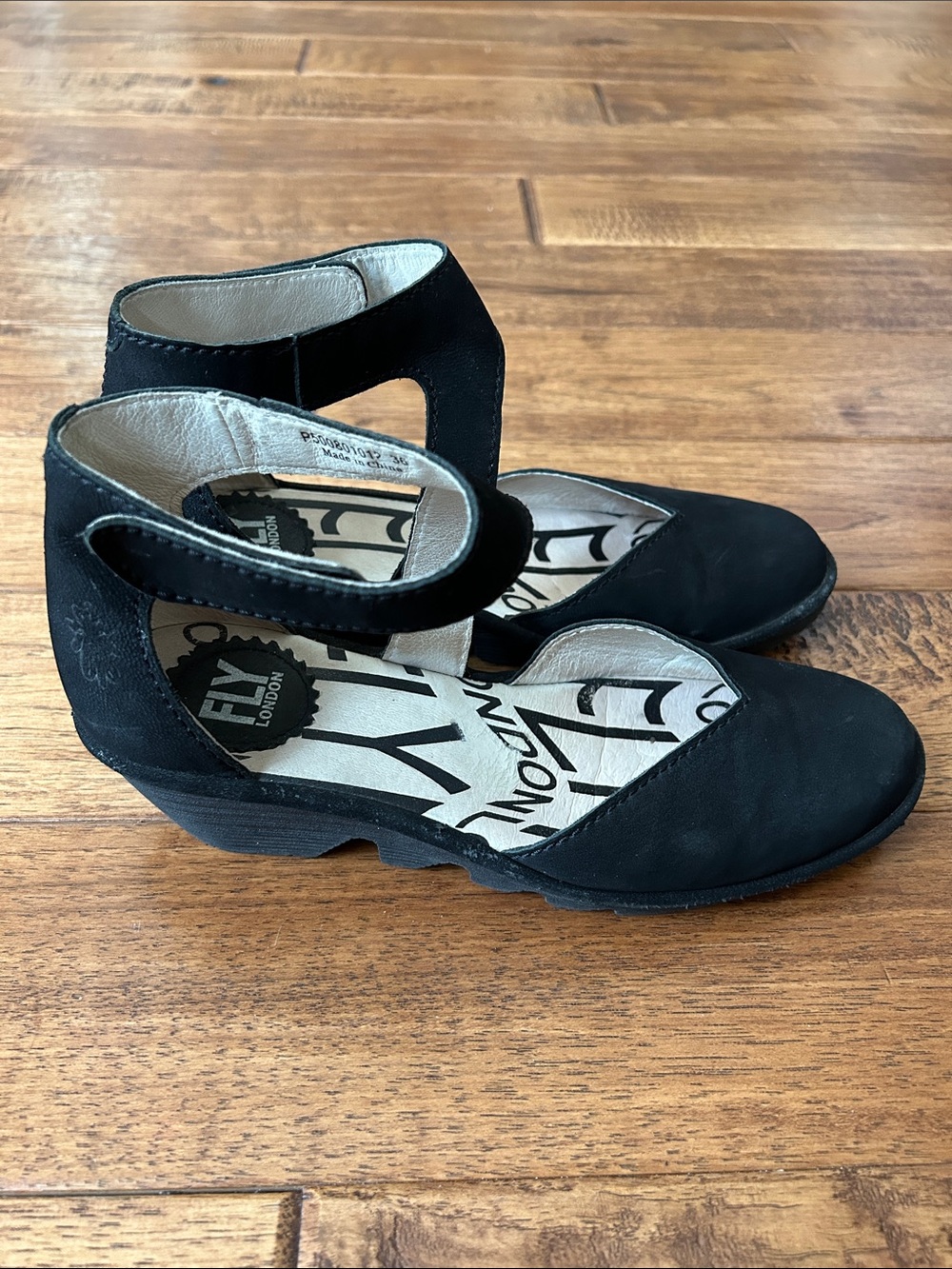 Fly London Piat Wedge Heel Shoes Black Leather Ankle Strap Size 36